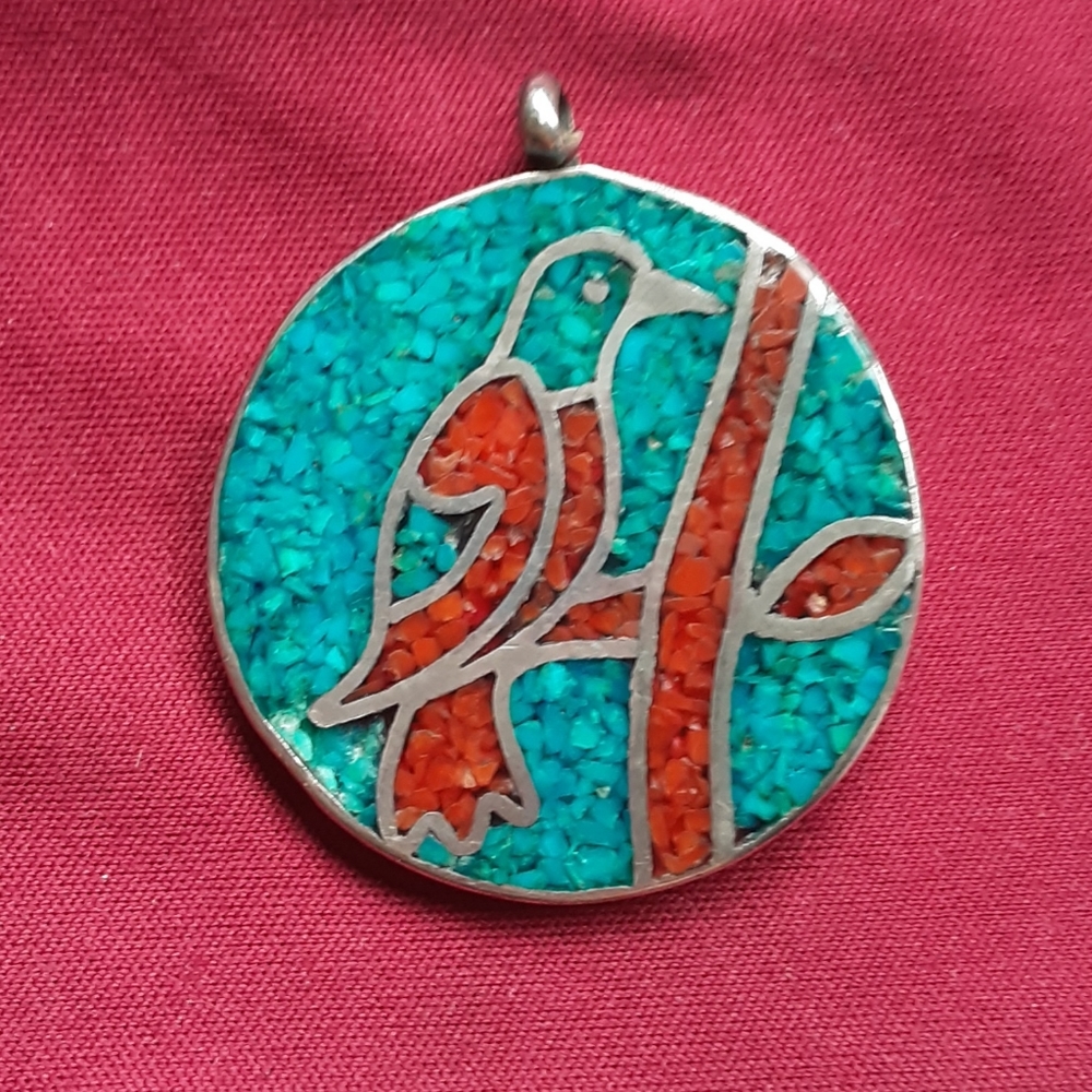 VINTAGE SILVER 925 TURQUOISE AND RED CORAL BIRD ON TREE ROUND PENDANT